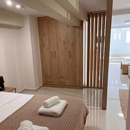 Minimal Cozy Apartment Mytilene Exterior photo