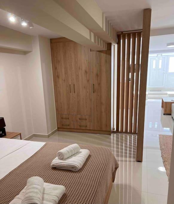 Minimal Cozy Apartment *